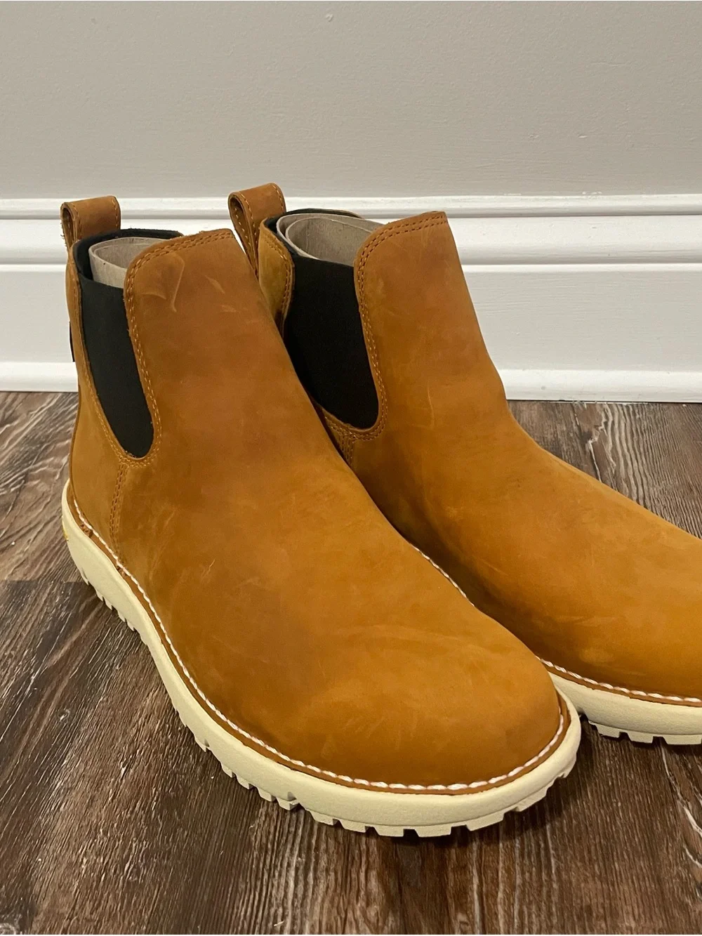 NEW Danner Mens 6